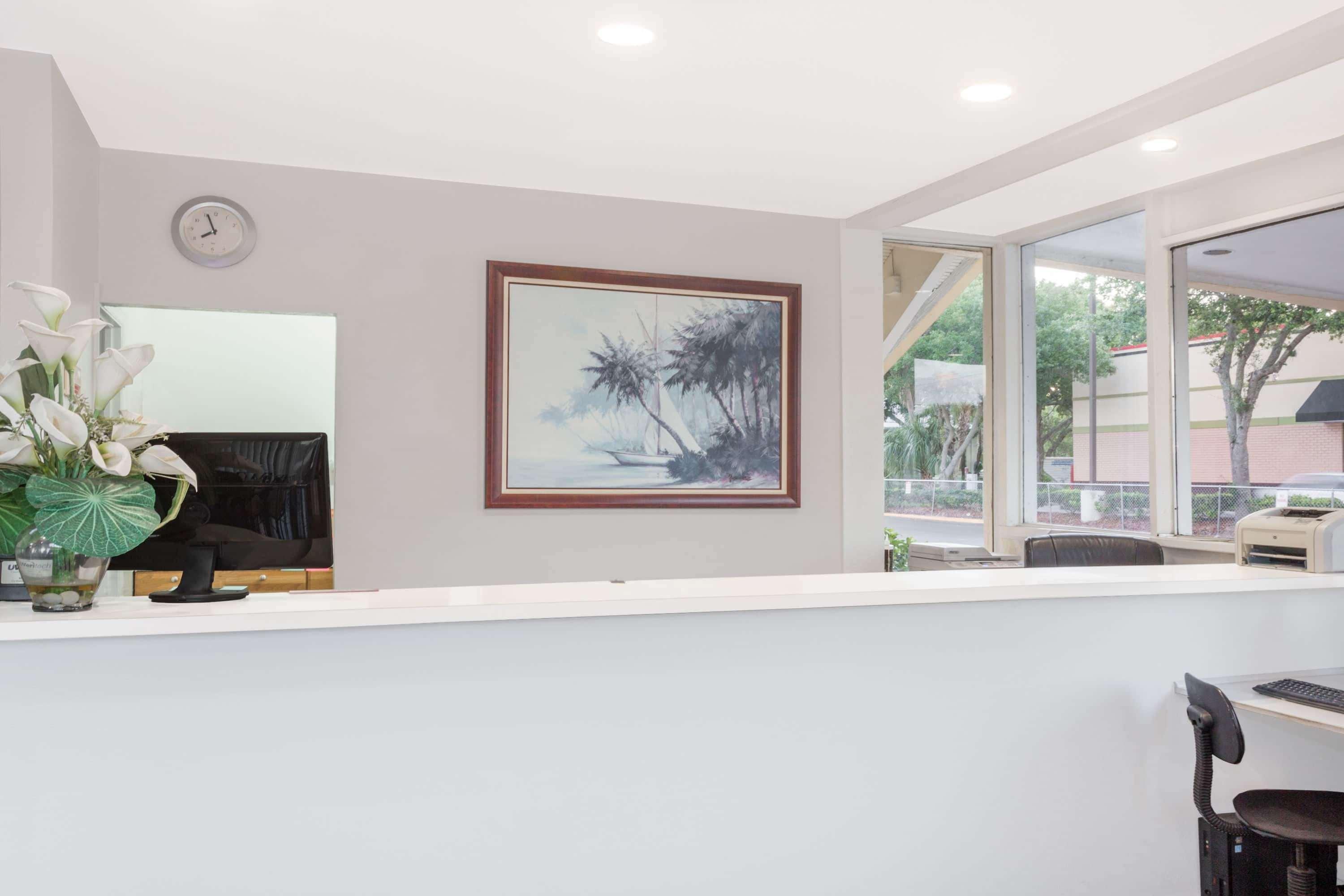 Howard Johnson By Wyndham Vero Beach / Downtown Exterior foto